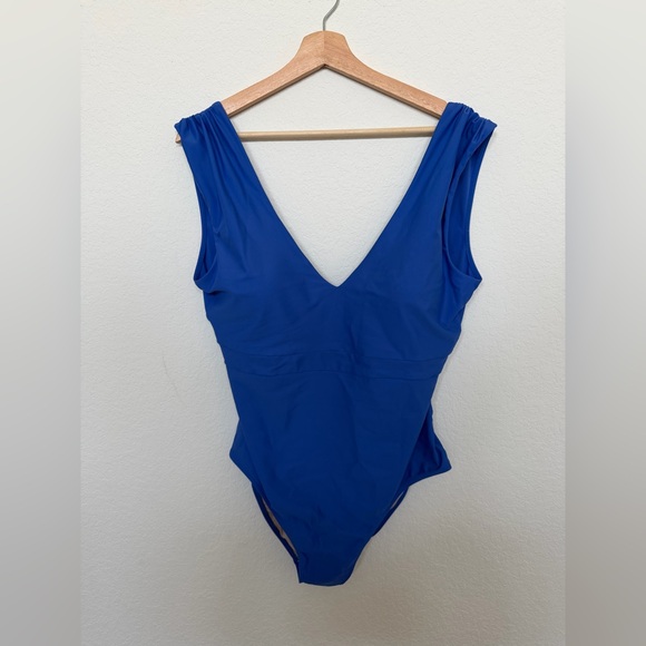 Summersalt One Piece Size 14 The Ruched Backflip in Blue Azure - Picture 3 of 7